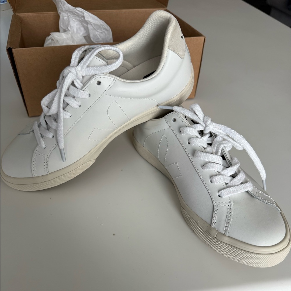 Veja Esplar Leather White Sneakers with Box